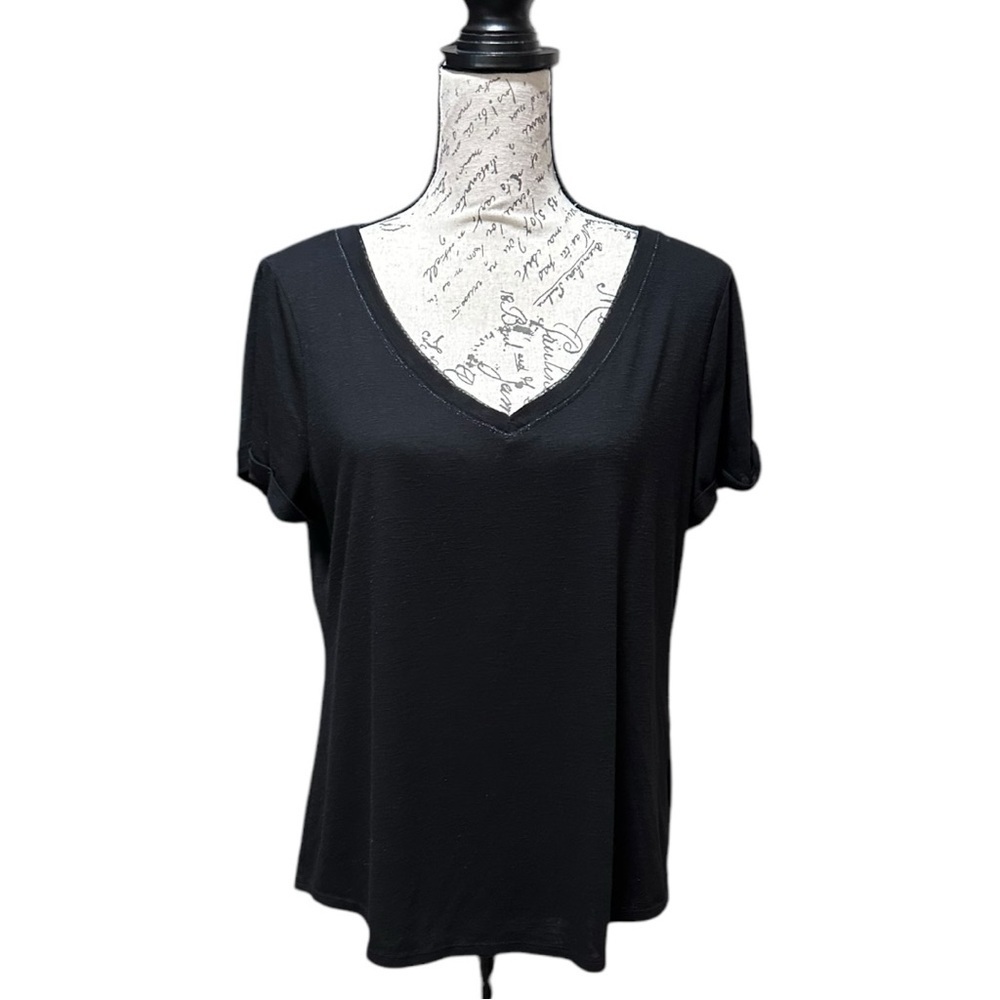 WHBM Black V-Neck Casual T-shirt Size Medium